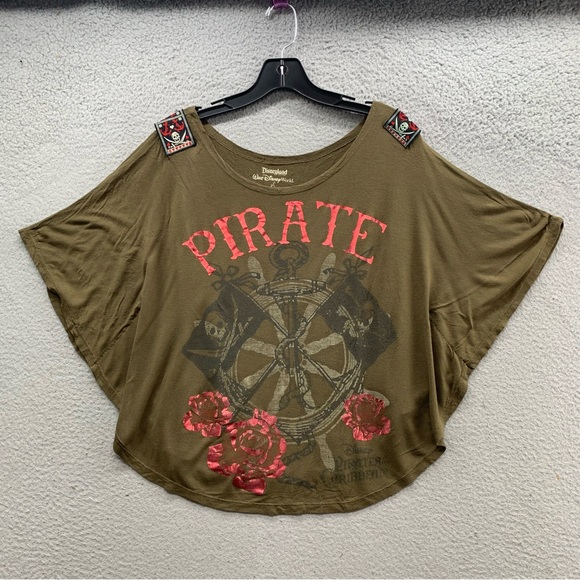 Disneyland Resort Parks Pirates Of The Caribbean Women’s M Batwing T-Shirt Top - Picture 1 of 11